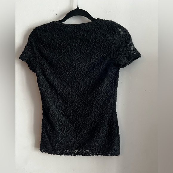Carmen Marc Valvo Black Lace Short Sleeve Top Women’s Size S - Picture 3 of 4